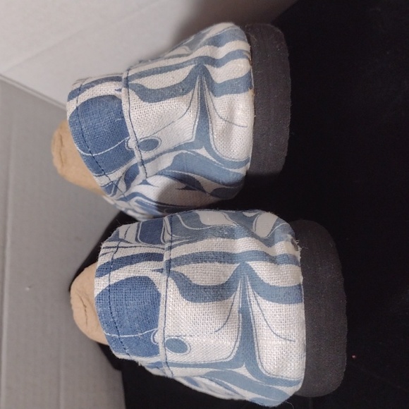 Canvas shoes by Native Sole, Frog Dancer, blue and white 10 - Picture 3 of 7